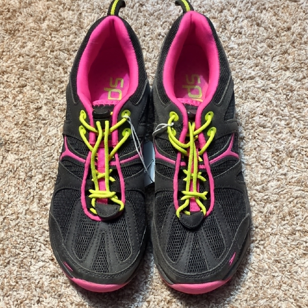 Speedo Pink and Black Sneakers Breathable Mesh Design